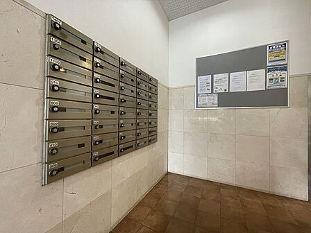 鍵付きの郵便受けはプライバシーを守ります♪