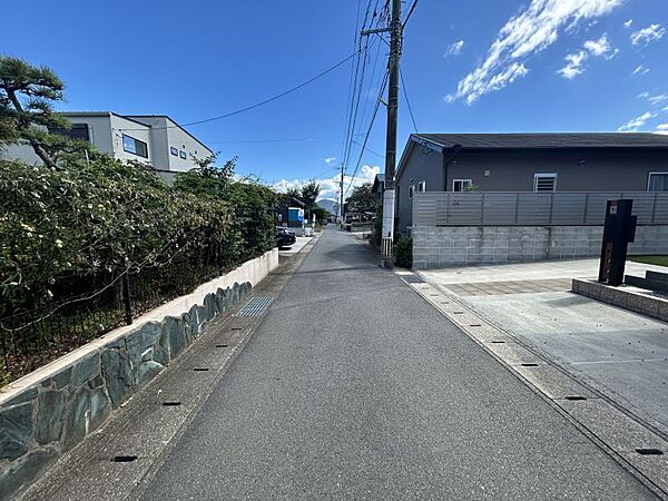 普段、車で生活をされる方にお勧めの立地です。