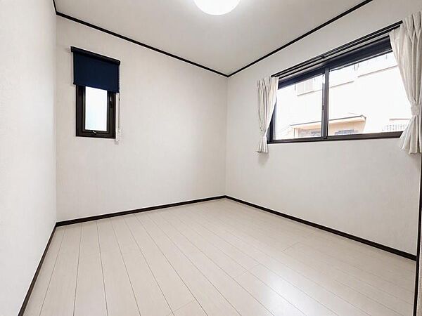 2面採光で明るく風通しの良い洋室！※一部AI加工により残置物を除去しています。