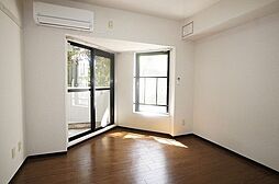 多摩都市モノレール 柴崎体育館駅 徒歩11分の賃貸マンション 3階1DKのリビング/ダイニング