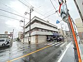 茨木市中村町 3階建 築44年のイメージ