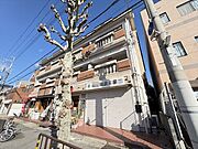 摂津市駅より徒歩7分 3階 築42年の賃貸物件