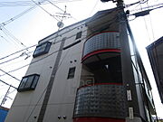 富田駅より徒歩11分 3階 築33年4ヶ月の賃貸物件