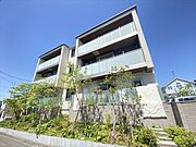 フルールドゥソレイユ 3階 築5年の賃貸物件