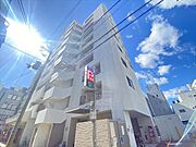 茨木市駅より徒歩5分 3階 築13年7ヶ月の賃貸物件