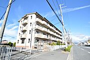 茨木市駅よりバス8分 徒歩3分 1階 築31年5ヶ月の賃貸物件
