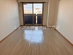 リアライズ住之江公園 5階1Kのリビング/ダイニング