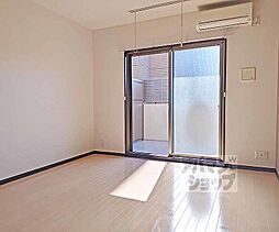 京都地下鉄東西線 醍醐駅 徒歩4分の賃貸マンション 1階1Kのリビング/ダイニング