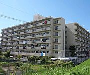 桂川駅より徒歩13分 1階 築40年11ヶ月の賃貸物件