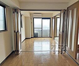 京阪本線 伏見稲荷駅 徒歩2分の賃貸マンション 5階2DKのリビング/ダイニング