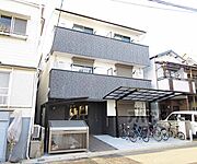 椥辻駅より徒歩9分 1階 築3年8ヶ月の賃貸物件