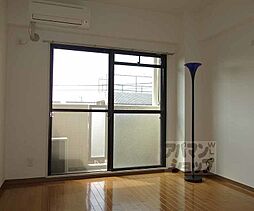 京阪本線 鳥羽街道駅 徒歩3分の賃貸マンション 2階1Kのリビング/ダイニング