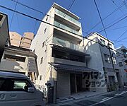 烏丸御池駅より徒歩7分 4階 築4年10ヶ月の賃貸物件