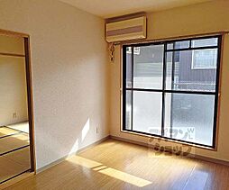 京都地下鉄東西線 石田駅 徒歩13分の賃貸マンション 3階3LDKのリビング/ダイニング