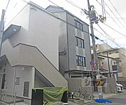 藤森駅より徒歩12分 1階 築4年1ヶ月の賃貸物件