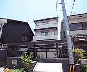 伏見桃山駅より徒歩8分 1階 築8年8ヶ月の賃貸物件