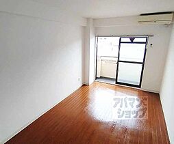 メゾン勧修寺 405 4階1Kのリビング/ダイニング