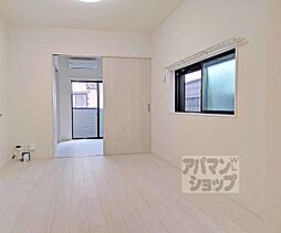 近鉄京都線 伏見駅 徒歩8分の賃貸アパート 3階1LDKのリビング/ダイニング