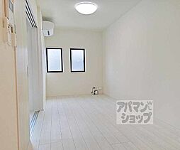 近鉄京都線 伏見駅 徒歩8分の賃貸アパート 2階1LDKのリビング/ダイニング