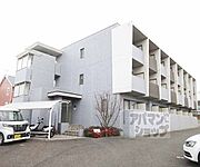 シェリール山崎 3階 築18年10ヶ月の賃貸物件