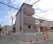 JR藤森駅より徒歩5分 2階 築2年8ヶ月の賃貸物件