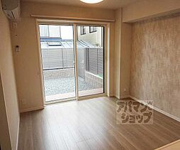 メゾン厨子奥 302 3階1LDKのリビング/ダイニング