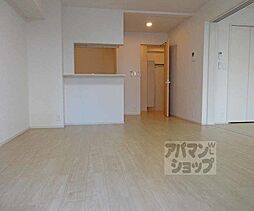 JR東海道・山陽本線 向日町駅 徒歩28分の賃貸アパート 1階1LDKのリビング/ダイニング