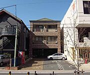 伏見駅より徒歩8分 3階 築22年8ヶ月の賃貸物件