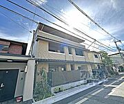 丸太町駅より徒歩4分 3階 築2年2ヶ月の賃貸物件