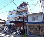 藤森駅より徒歩14分 2階 築30年2ヶ月の賃貸物件