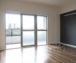 近鉄京都線 十条駅 徒歩8分の賃貸マンション 8階3LDKのリビング/ダイニング