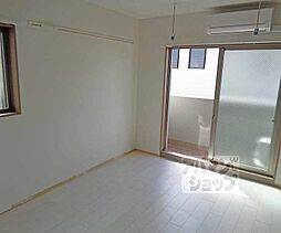 JR奈良線 JR藤森駅 徒歩1分の賃貸マンション 1階1Kのリビング/ダイニング