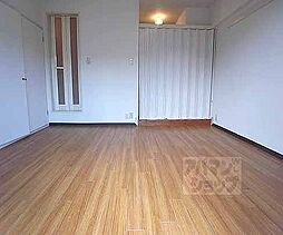 京阪京津線 四宮駅 徒歩7分の賃貸マンション 1階1Kのリビング/ダイニング