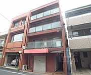 丸太町駅より徒歩8分 3階 築38年の賃貸物件