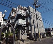藤森駅より徒歩4分 1階 築32年10ヶ月の賃貸物件
