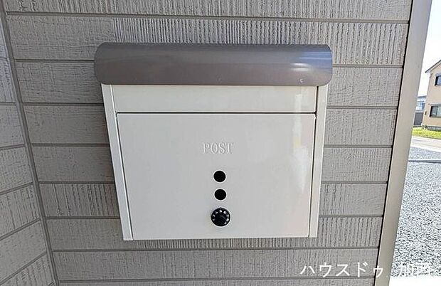 ☆ダイヤル付きポスト♪