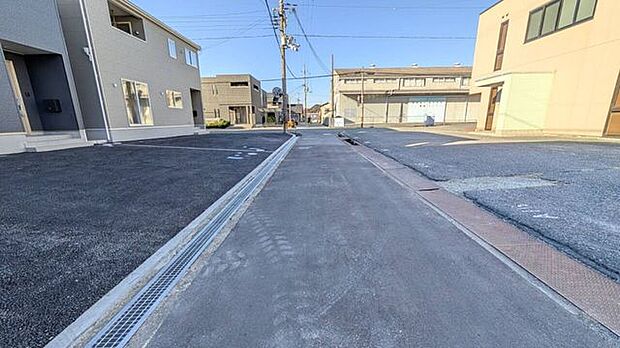 前面道路含む現地写真