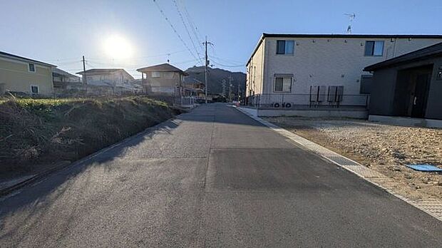 前面道路含む現地写真