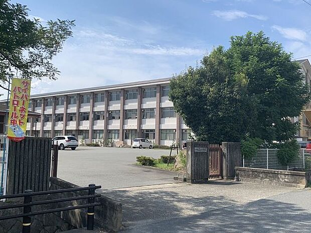 北条中学校 750m