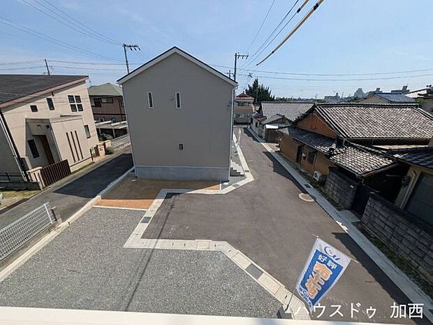 2階からの眺望です♪閑静な住宅街♪旗竿地の一番奥なので車通りの心配も少なく小さなお子様やワンちゃんも安心です(*^-^*)