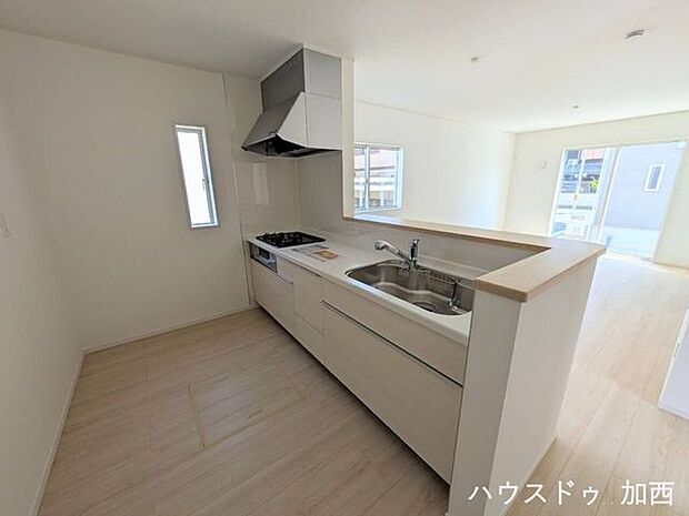 システムキッチン♪広いのでお料理もストレスなくしていただけます♪