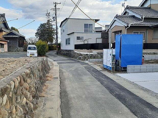 前面道路含む現地写真