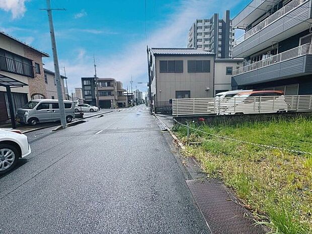 前面道路含む現地写真
