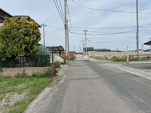 前面道路含む現地写真