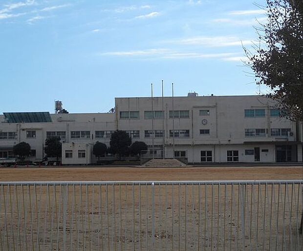 高師小学校高師小学校 780m