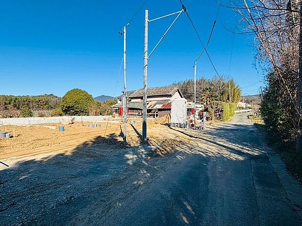 前面道路含む現地写真