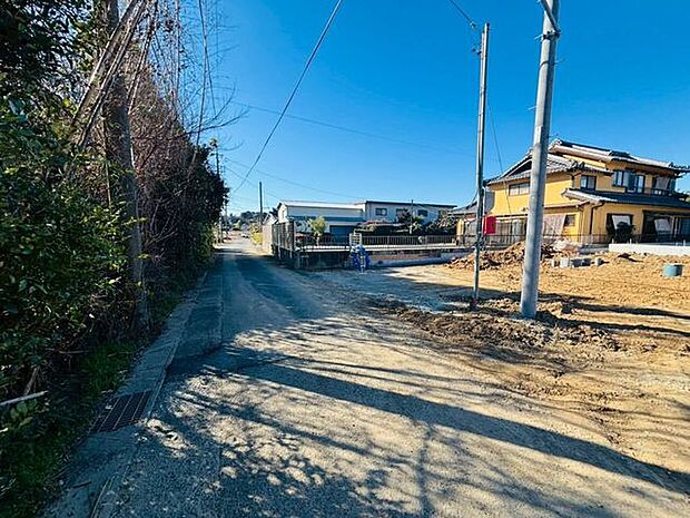 前面道路含む現地写真