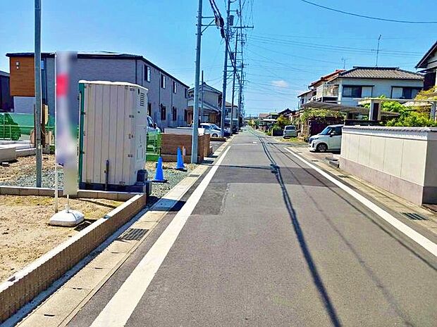 前面道路含む現地写真