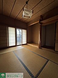 箱根ヶ崎貸家 1階4Kのリビング/ダイニング