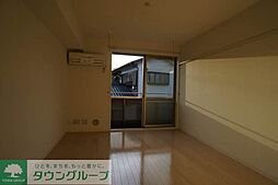 リバージュ・ヴィラ 205 2階1Kのリビング/ダイニング